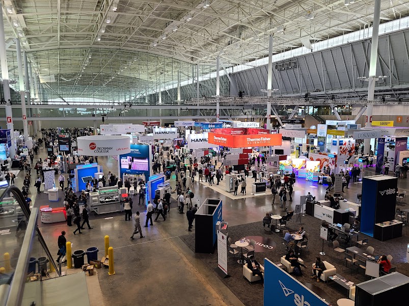 Trade show floor overview from above